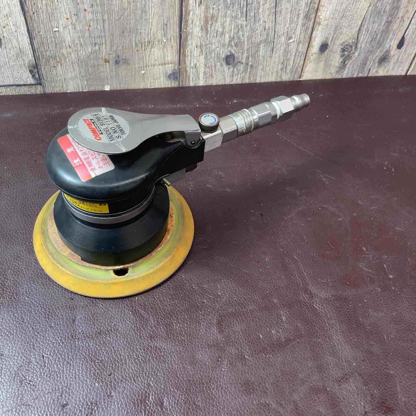 【中古】【中古品】 コンパクトツール(COMPACT TOOLS) 常圧エアランダムサンダ― 913W-5 【東大和店】