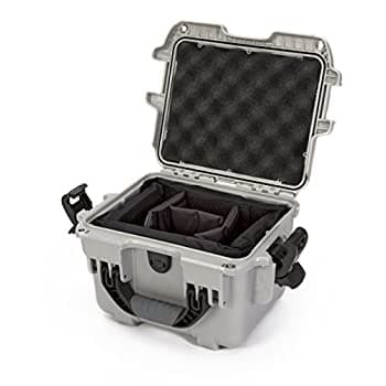 【中古】【輸入品・未使用】Nanuk 908 防水ハードケース パッド入り仕切り付き - シルバー (908-2005)