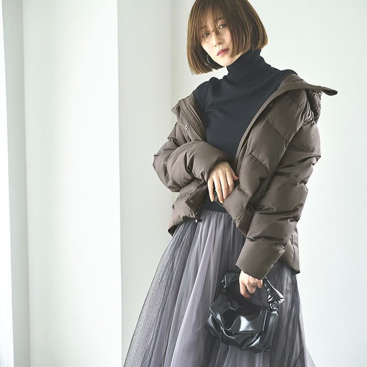 【撥水加工】エコダウンコート ショートダウン ダウンジャケット ダウンコート 大きいサイズ 30代 アウター レディース 大人 軽量 黒 紺 青 サテン ベロア 上品 防寒 秋 冬 ショート丈 フード きれいめ 黒 紺 グレー 即日発送 プレゼント ギフト thumbnail 2