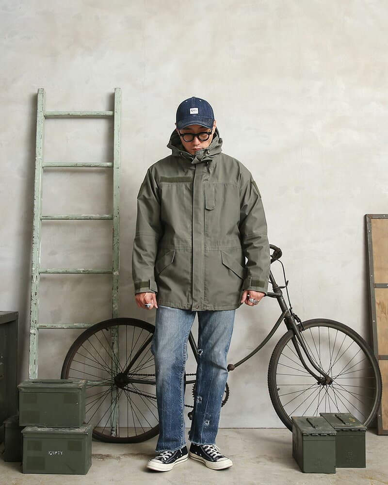 実物 USED オーストリア軍 アルパイン GORE-TEX フィールドパーカ【クーポン対象外】【I】｜マウンテンパーカー ミリタリージャケット メンズ アウター 軍放出品 軍モノ おしゃれ 大きいサイズ ユーロミリタリー 古着 オリーブ thumbnail 2