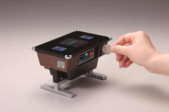 お買い物マラソン！★クーポンで300円OFF！遊べる貯金箱スペースインベーダー テーブル筐体型2024年発売「正規品」タカラトミー （※沖縄及び離島へのお届け不可） thumbnail 2