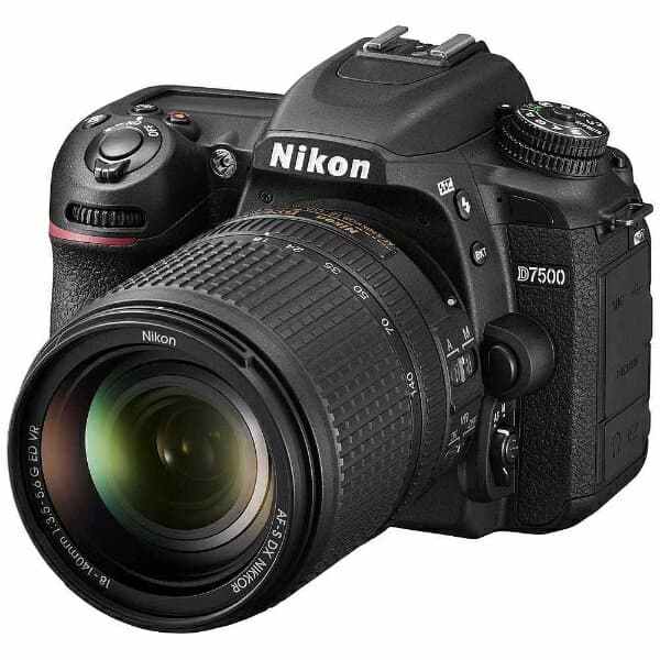 【エントリーで最大全額ポイント還元｜10/11まで】 Nikon｜ニコン D7500 デジタル一眼レフカメラ 18-140 VR レンズキット ブラック D7500LK18140 [ズームレンズ][D7500LK18140]