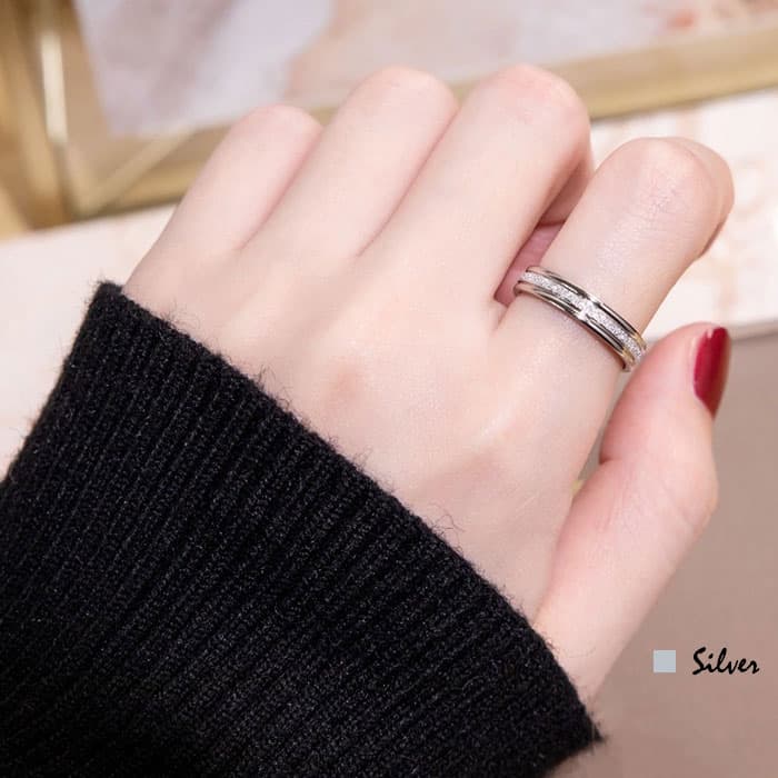 リング 指輪 4mm 中央砂目加工 マリッジリング ステンレスリング ペアリング 大人可愛い シンプル 金属アレルギー ゴールド シルバー ピンクゴールド ジュエリー 男女兼用レディース メンズ ニッケルフリー k18コーティング thumbnail 3