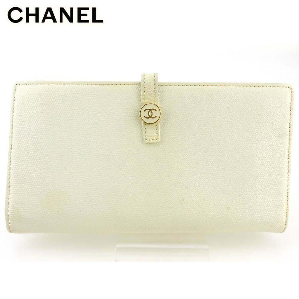 【お買い物マラソンSALE★23％OFFクーポン】シャネル 長財布 ブランド財布 さいふ Wホック 財布 レディース アウトレット 夏 アイテム ホワイト 白 ゴールド オールドシャネル レザー ココボタン 送料無料 【中古】 t17276 ブランド ハイブランド ヴィンテージ 送料無料