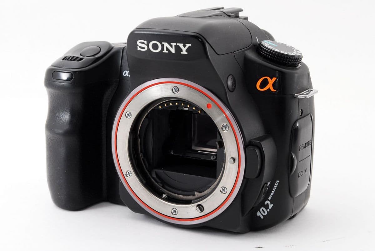 【中古】 ソニー SONY α200 DSLR-A200 ブラック 超望遠ダブルズームセット 美品 初心者に最適一眼レフセット ストラップ付き 当店保証30日間 人気 ミラーレス 一眼レフ 交換レンズ カメラ thumbnail 3