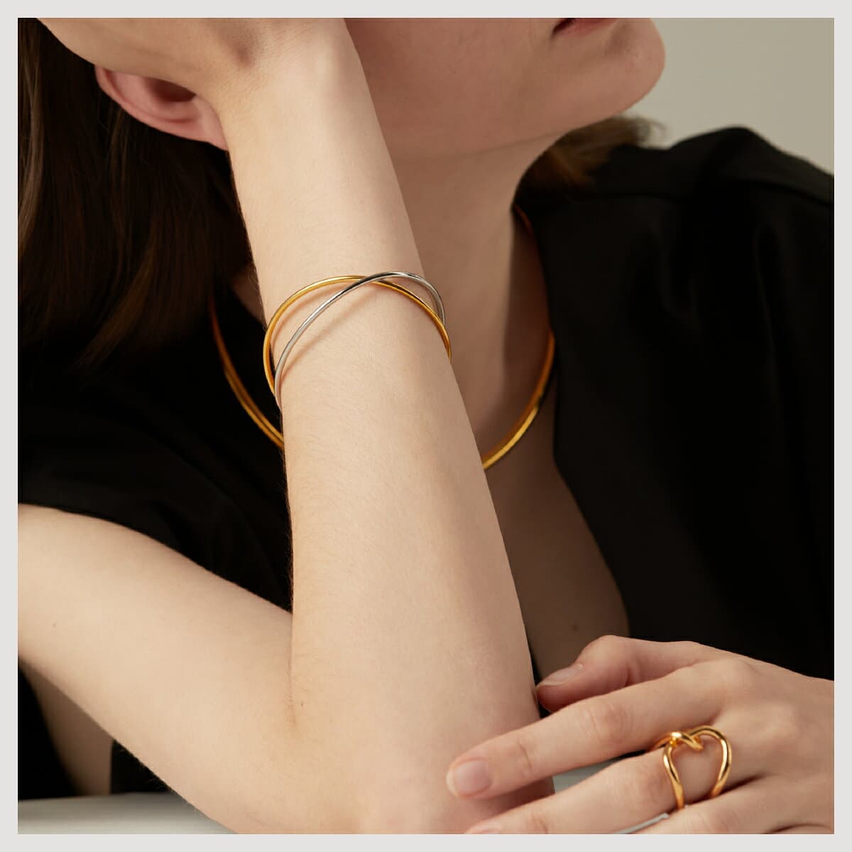 【全品P10倍｜最大30%OFFクーポン】 バングル サージカルステンレス 316L 金属アレルギー対応 18K コーティング ブレスレット レディース 大人 かわいい シンプル ジュエリー バイカラー ゴールドxシルバー 送料無料 プチプライス高見え CRAIFE thumbnail 3