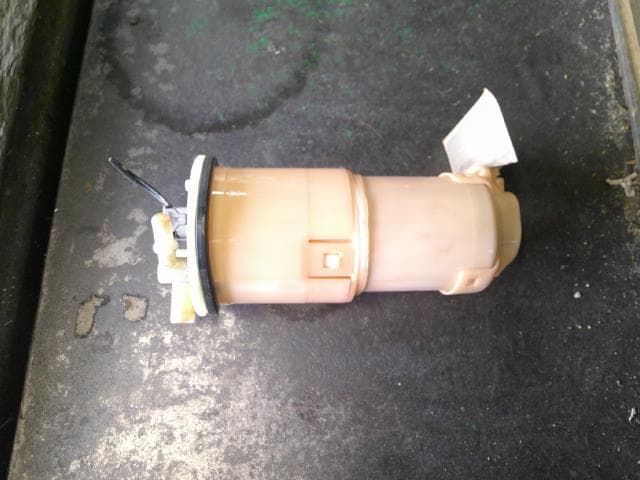 【中古】中古部品 クリッパー U71V フューエルポンプ 【3310410000-000253024220600】