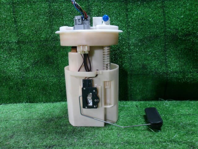 【中古】中古部品 エクシーガ YAM フューエルポンプ 【3330420100-251208000120600】