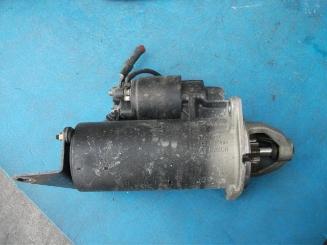 【中古】中古部品 BMW 3シリーズ CB20 セルモーター 【3310190100-000830377960100】