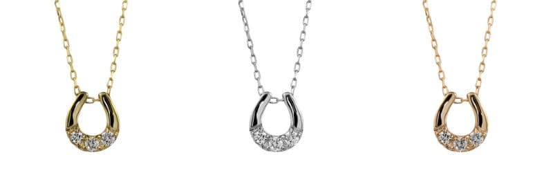 【ふるさと納税】＜ 甲府ジュエリー ＞ ネックレス ペンダント ジュエリー レディース アクセサリー ダイヤモンド 0.03ct 3石 10金 K10 選べる地金 YG WG PG 馬蹄 アズキチェーン 40cm シンプル 日本製 甲府市 ギフト プレゼント ジュエリーケース付 保証書付 k287-015 thumbnail 2