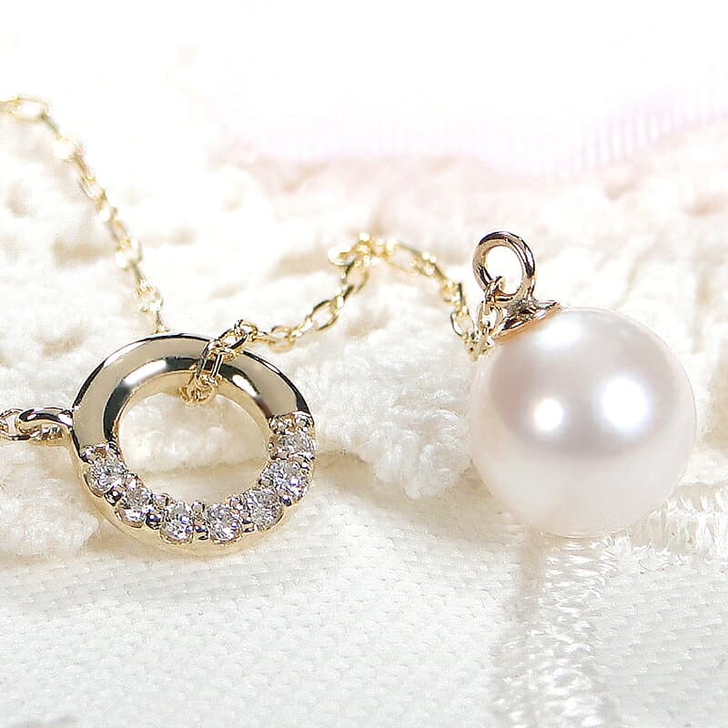 【ふるさと納税】＜ 甲府ジュエリー ＞ ネックレス ペンダント ダイヤモンド ジュエリー レディース アクセサリー 0.03ct K10 イエローゴールド あこや真珠 パール サークル 清楚 エレガント ラリエット風 ジュエリーケース付 保証書付 k337-004 thumbnail 3