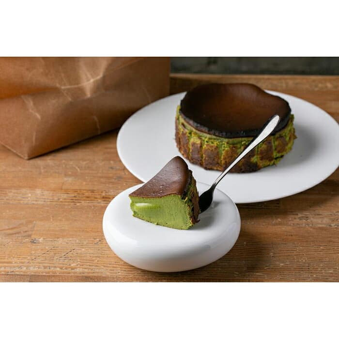【ふるさと納税】【Gastromeson CHULETA】とろけるチーズケーキ 抹茶｜京都 スペインバル 有名店 人気 おすすめ [ ガストロメソン チュレタ とろとろバスチー バスクチーズケーキ 贅沢 ご褒美 グルメ 抹茶 スイーツ お菓子 洋菓子 ケーキ ギフト プレゼント お取り寄せ ] thumbnail 2