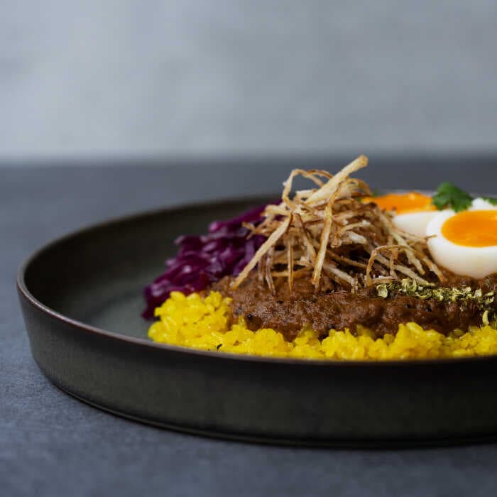 【ふるさと納税】【波佐見焼】zen to 吉田 愛 カレー皿「plate 245」グレー・ホワイト 2枚セット【西海陶器】 [OA531] thumbnail 2