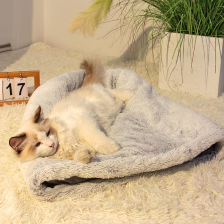 猫 お布団 ふわふわ クッション 犬 ベッド 洗える おしゃれ ペットベット 耐噛み 冬 ペット 暖かい 冬用 厚め 犬用 小型犬 猫用 かわいい ドーム型 寝袋 ふとん 猫ベッド 犬ベッド 猫のベッド ペットマット 猫 もこもこ 寝台 寝床 ペット用寝袋 両面兼用 寒さ対策 thumbnail 3