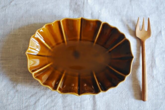 MONEシリーズ　楕円プレート　Mサイズ 飴茶　オーバルプレート 美濃焼【人気食器　美濃焼　インスタグラム】