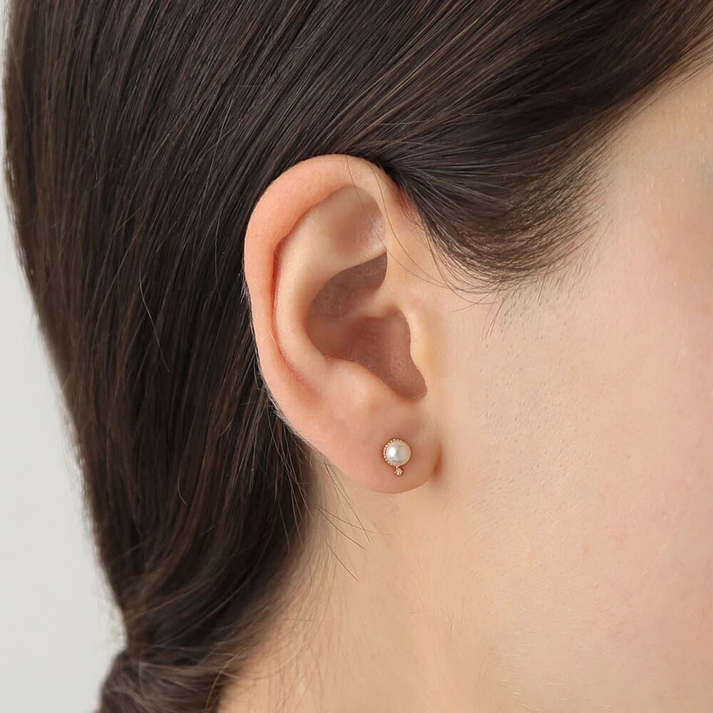 ★26％OFFクーポン配布中K18 YG PG アコヤパール ダイヤモンド0.01ctピアススタッドピアス プレゼント ギフト アレルギー対応 18金レディースゴールド 華奢 シンプル 小ぶり 上品 40代 50代 普段使い thumbnail 2