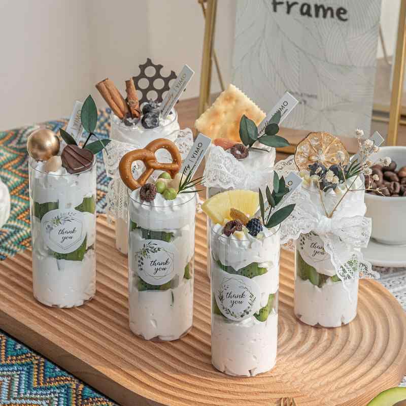 食品サンプル リアル フェイクスイーツ フルーツ プリン ケーキ ムース カップデザート ディスプレイ 置き物 店舗装飾 ショーケース 撮影小物 イベント用 デザートビュッフェ