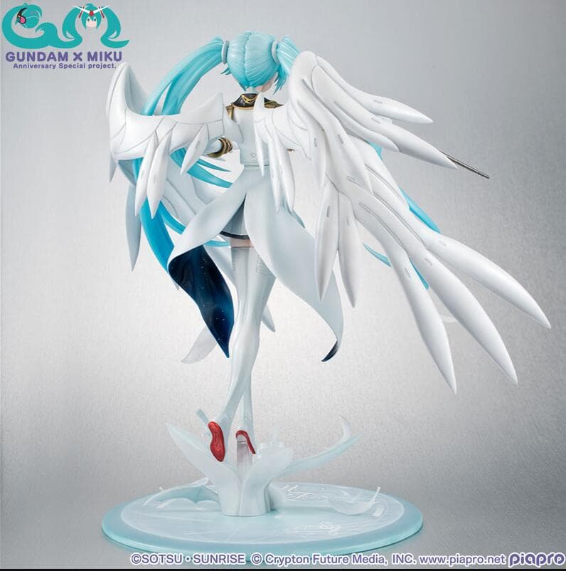 【限定販売・2026/6月発売予定】Lucrea(ルクリア) 機動戦士ガンダム45周年×初音ミク 初音ミク×ウイングガンダムゼロ EW 完成品フィギュア[メガハウス] thumbnail 3