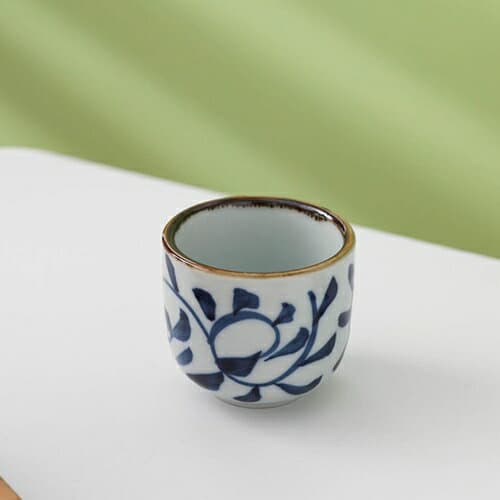 徳利 とっくり 酒器セット ぐい呑み おちょこ 陶器 徳利1個 ぐい呑み2個セット 絵柄 手描き和風 和酒徳利セット お猪口セット ボトル 盃 電子レンジOK お洒落 おしゃれ 冷酒 居酒屋 家庭用