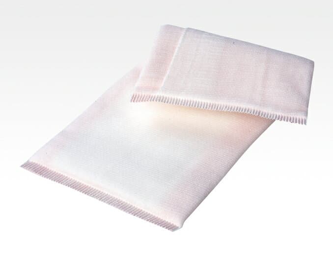 【本日楽天ポイント4倍相当】【送料無料】ハクゾウメディカル株式会社【1400051】ゴールドパッド 　小7.5cm×23cm　20枚入【△D】