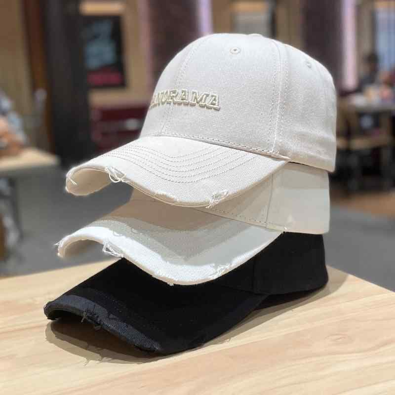 春 コーデ オシャレ 小物 アイテム レディース 文字　ほつれ　エッジ　ストリート　バイザー　野球帽　ベースボール　キャップ