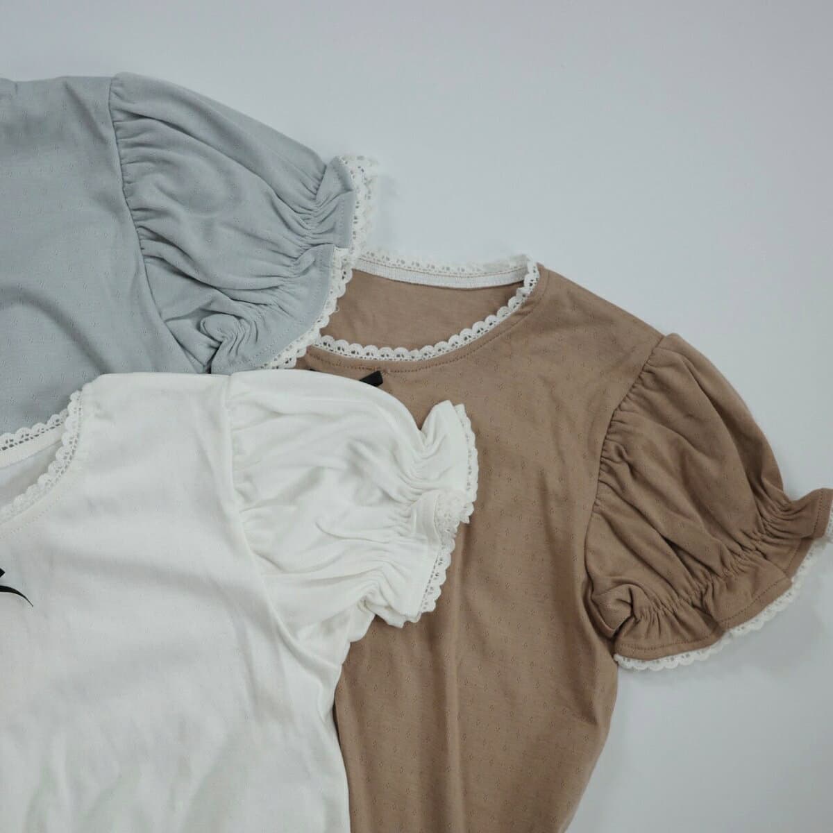 キッズ ベビー 半袖 トップス lace piping puff tops レース パイピング リボン パッフトップス パフスリーブ 女の子 可愛い 韓国 風 70cm 80cm 90cm 100cm 110cm 120cm インポート 輸入 子供服 春 夏 秋 送料無料 thumbnail 3