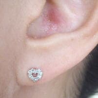 K18YG/PG/WG【0.1ct】ダイヤモンド ハートピアス『Peti Heart』［I1-SI-2］透明感溢れるダイヤモンドハート プチハート プチダイヤ ピアス 可愛い 母の日 ギフト 誕生日 記念日 成人式【送料無料】 thumbnail 3