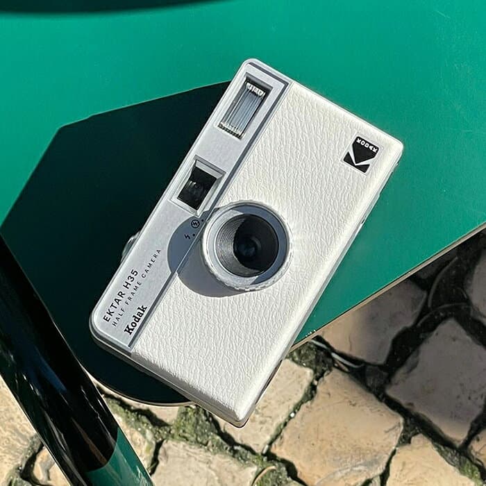 《新品》 Kodak（コダック） EKTAR H35 ホワイト[ フィルムカメラ ]【KK9N0D18P】 thumbnail 2