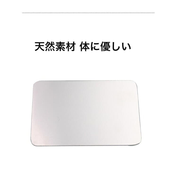 小動物用品として、小動物用ひんやートは夏場の暑さ対策や熱予防に有効であり、ハウスシート節電プレートとしても活用できます。 thumbnail 2