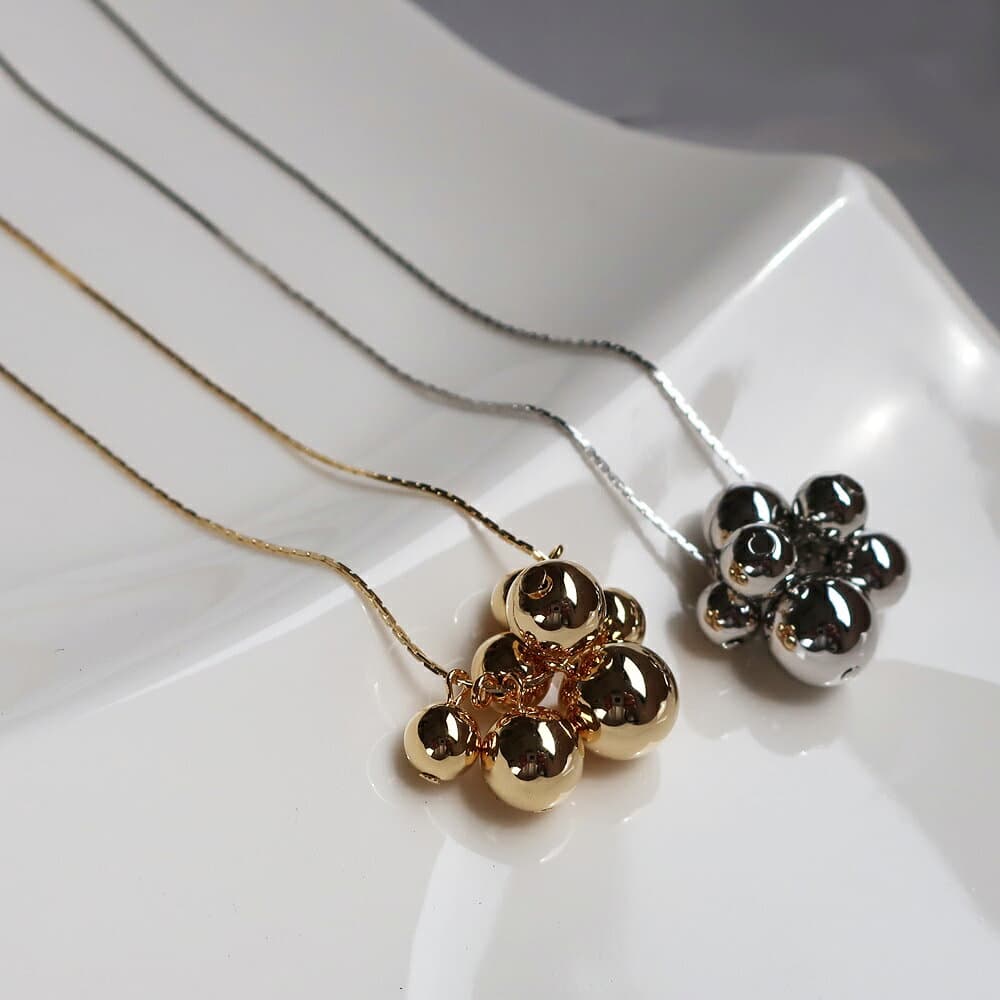 【20%OFFクーポン対象！】ロングネックレス レディース 金属アレルギー対応 メタルボール ネックレス バブル ゴールド オフィス ブランド k18gp 大人 女性 トレンド 人気 流行 thumbnail 2