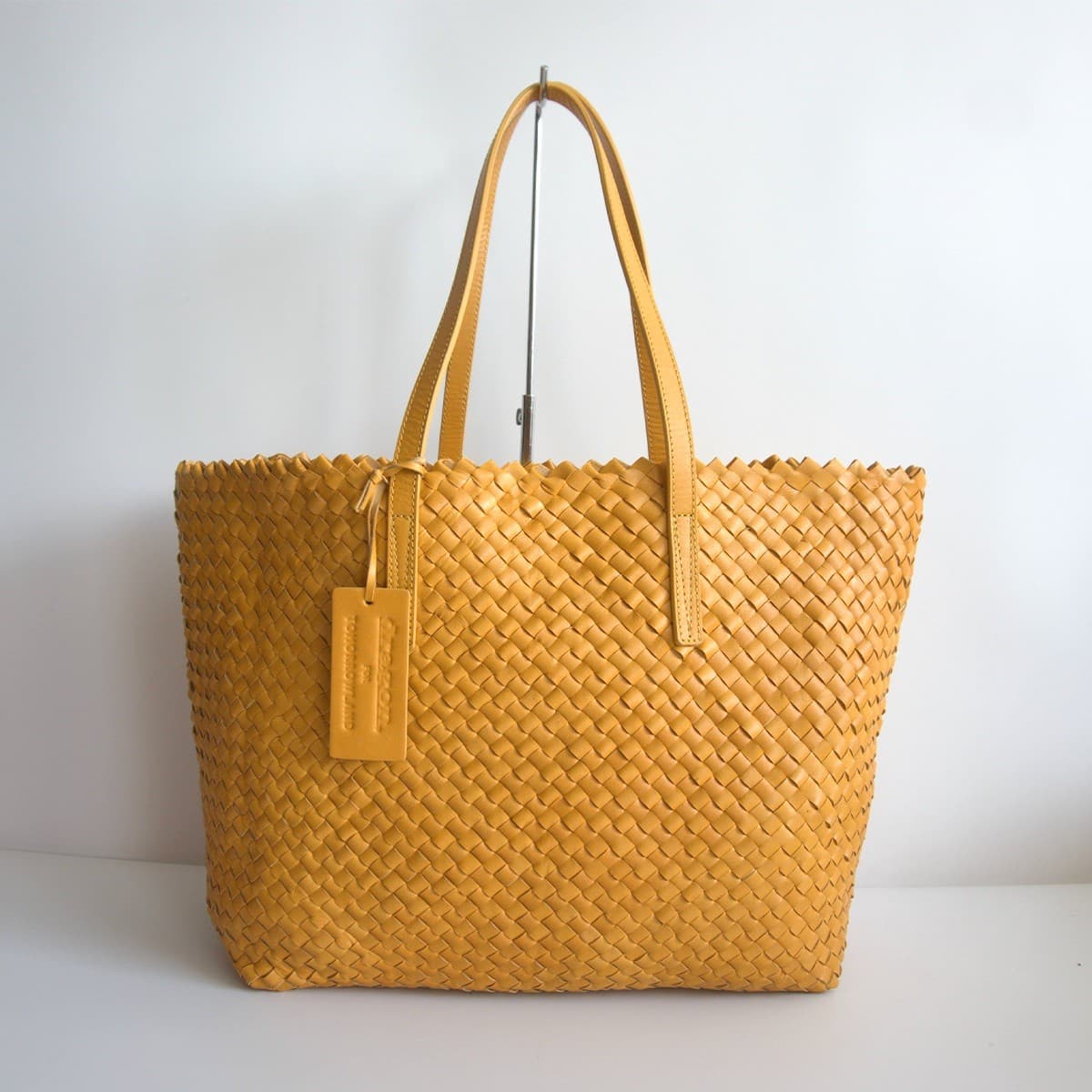 【美品/TOMORRORLAND別注】DRAGON【レザー メッシュ トートバッグ】 イエロー 編み込み ドラゴン 25080400