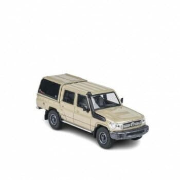 JADI B トヨタ ランドクルーザー Dbl Cab LC79 14 サンディートープ RHD キャノピー付 1/64スケール PA65681【お寄せ品、返品キャンセル不可。欠品終売時連絡あり】