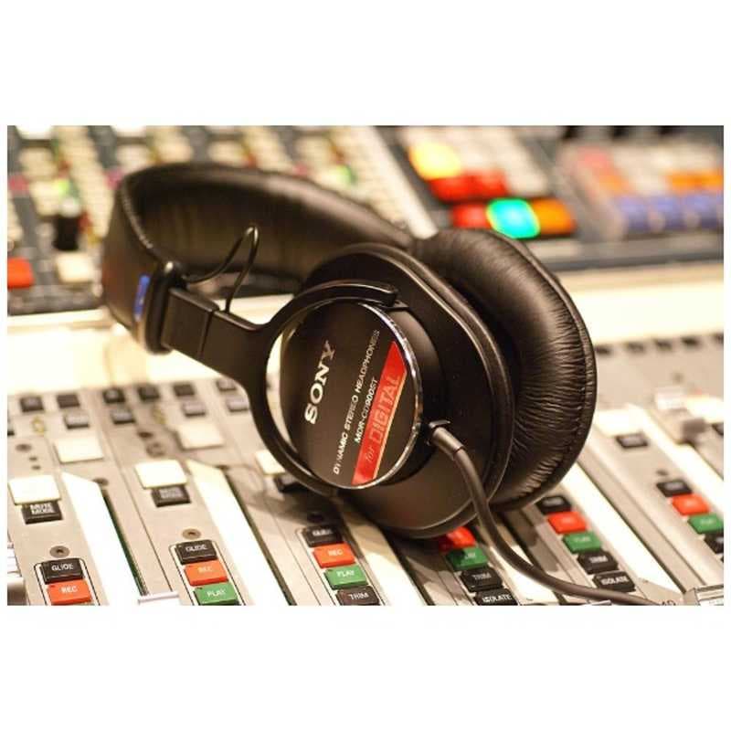 ソニー　SONY　ヘッドホン　MDR-CD900ST thumbnail 2