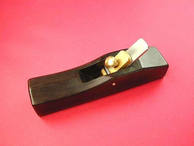 ミニカンナ エボニー製 底面V字溝付き 刃幅13mm EBP-1