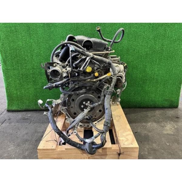 【中古】 イスト NCP65 エンジンASSY F LエディションHID 4WD 19000-21631 057