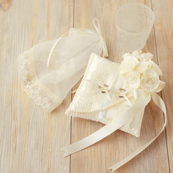 Juno モッコウバラのリングピロー 手作りキット ローズ 薔薇 サテン リボン ベール 指輪 結婚式 ハンドメイド 手作り ウェディング おしゃれ 手芸 ハマナカ