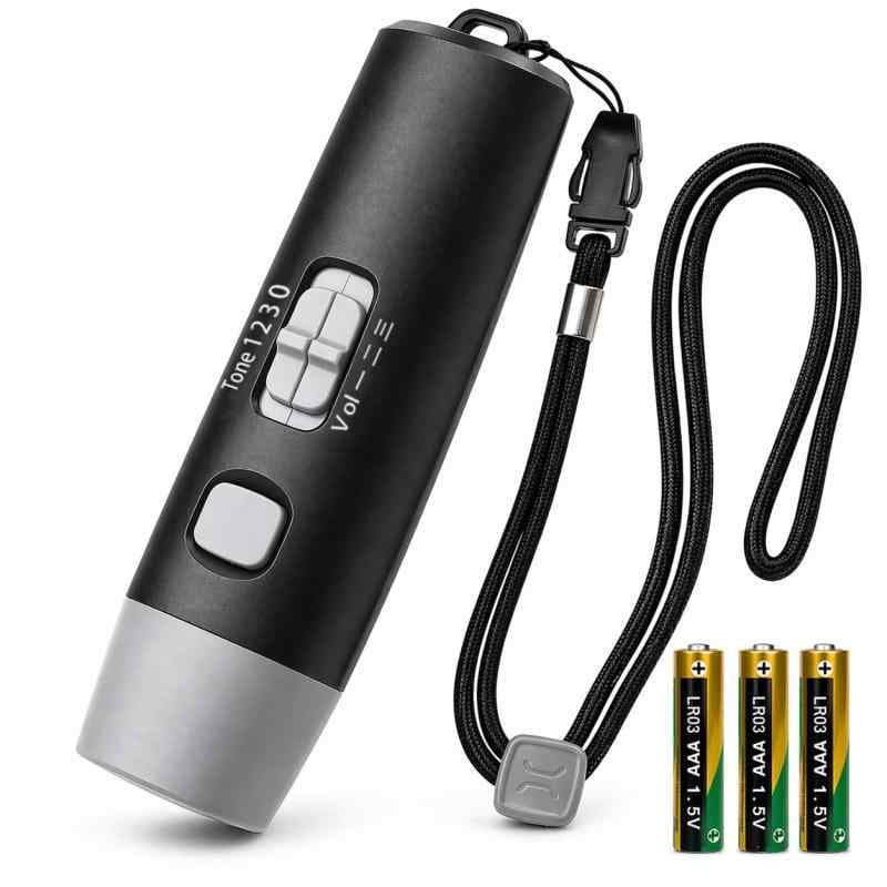 RICHJOLY 電子ホイッスル 電子笛 3段階 3種類ホイッスル 大音量 130db サッカ バスケットボール スポーツ 審判 団体競技 アウトドア 防災 防犯 登山 害獣 対策 3本AAA電池付き thumbnail 2