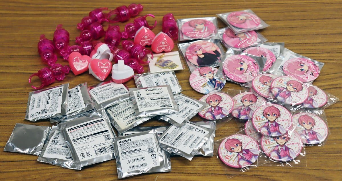 S●中古品●2.5次元アイドル グッズ すとぷり 缶バッジ リングライト 他 まとめ売り STPR Strawberry Prince/さとみ/ななもり。 ダブリあり — 1/9