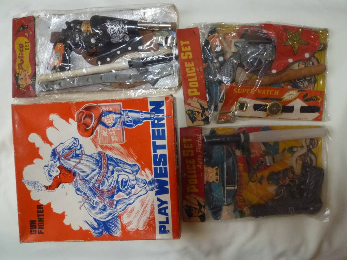 ブリキ ポリスセット トイガン 昭和20年~30年代 デットストック 未開封・4セット 駄菓子屋おもちゃ 昭和レトロ — 1/10